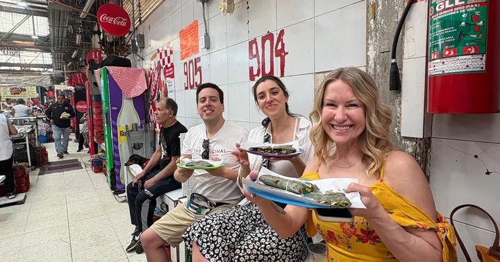 Food and trajinera ride with local women